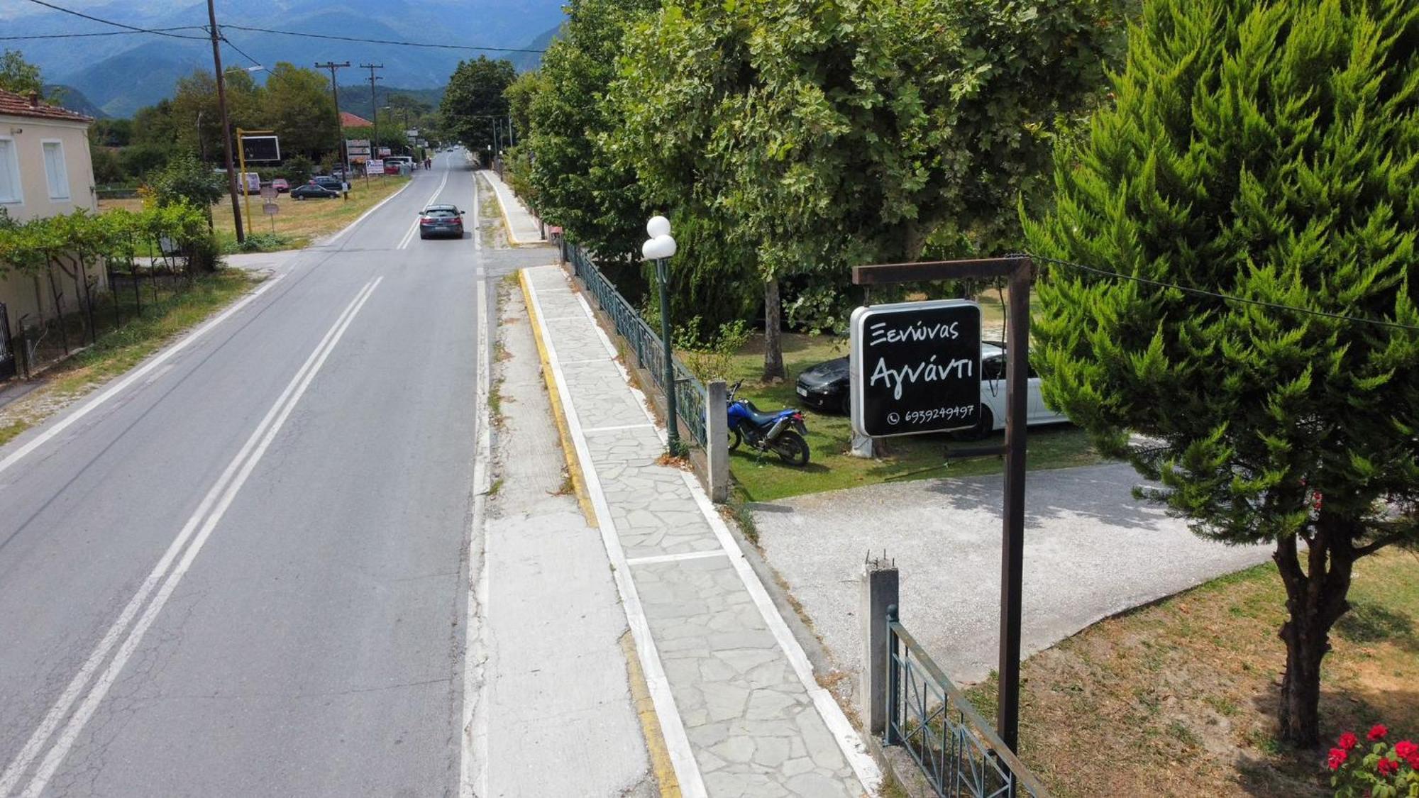 Guesthouse Agnandi Káto Loutrákion Exterior foto